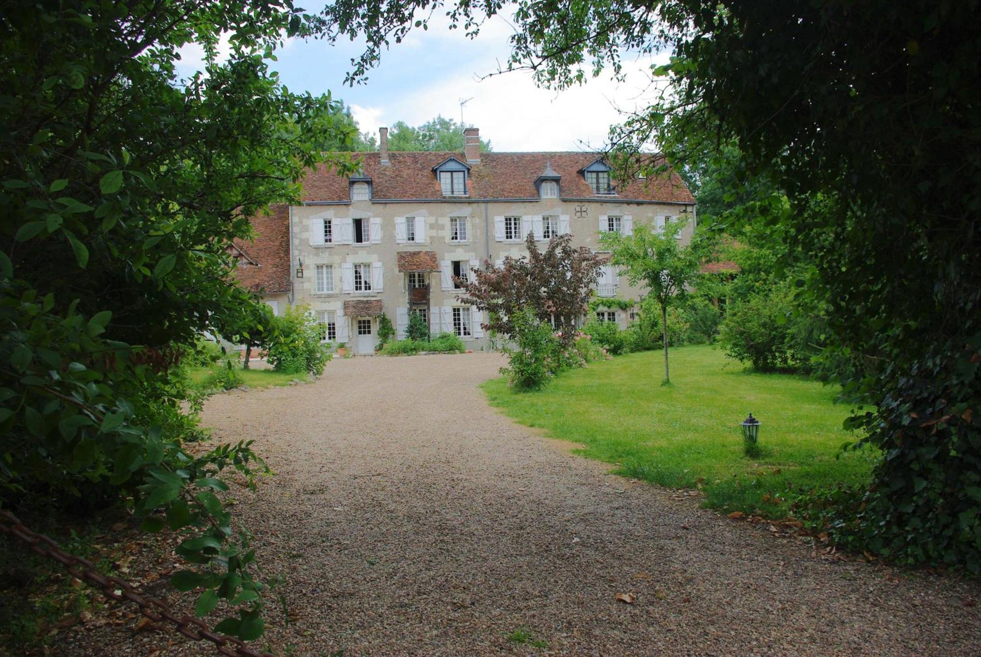 Maison D'Hotes Moulin Du Bas Pese Мон-пре-Шамбор Экстерьер фото